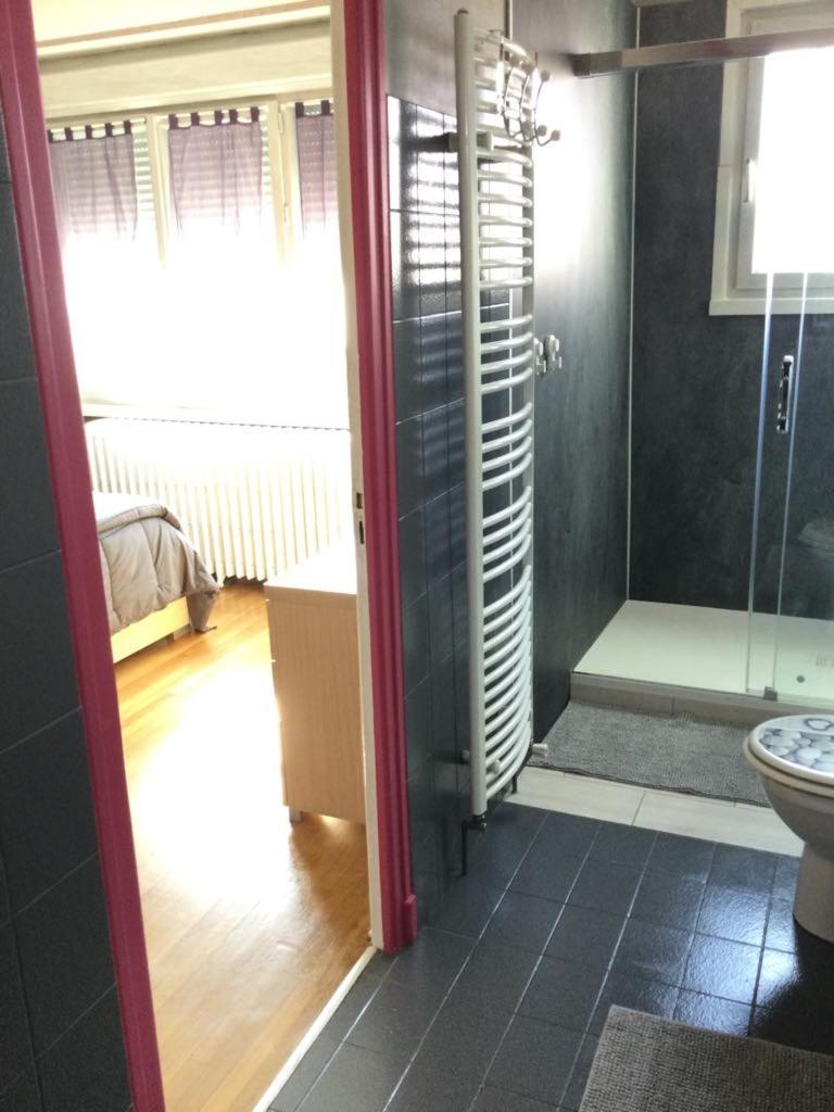 Couleur Framboise Lägenhet Longwy Exteriör bild